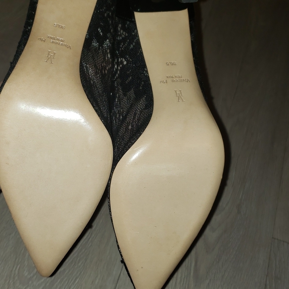 NWOT Vivienne Hu New York Black Lace Shoes Neat Style Heels - Picture 6 of 12